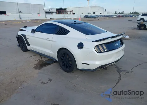 2017 Ford Mustang Gt Premium z USA, uszkodzony, nr VIN 1FA6P8CF2H5353364
